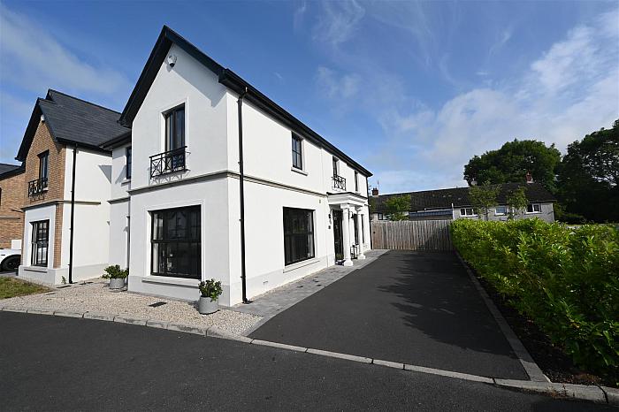 17 Mill Manor, Comber